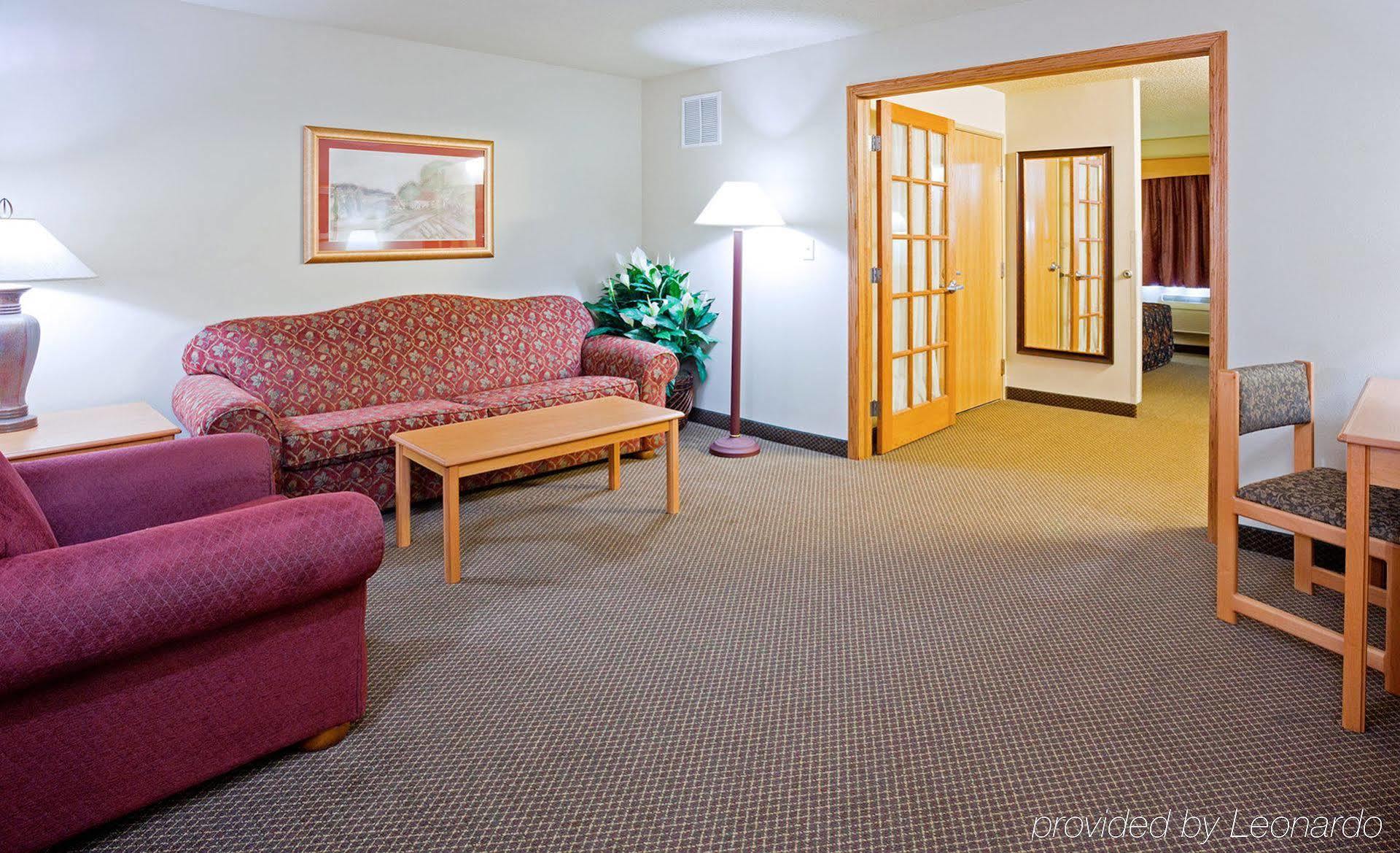 Americinn By Wyndham Blackduck Bagian luar foto